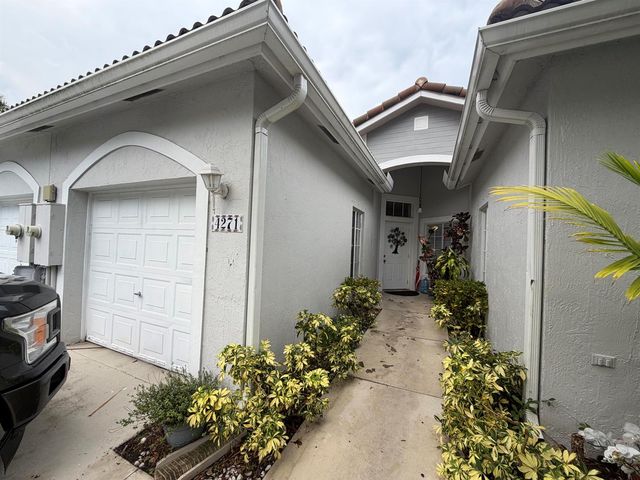 4271 SW 10th Court, Deerfield Beach, FL 33442