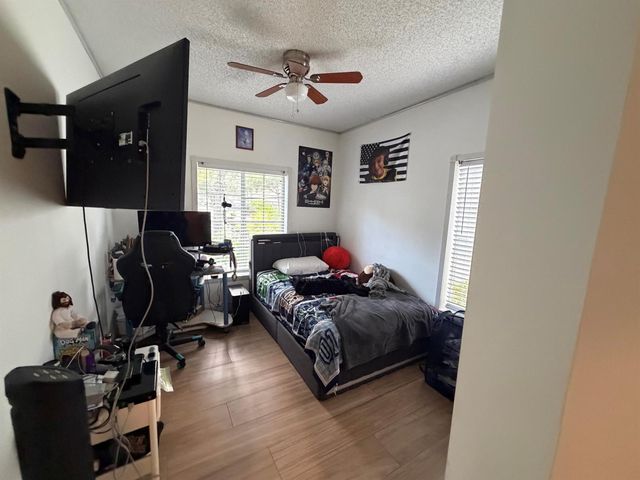 4271 SW 10th Court, Deerfield Beach, FL 33442
