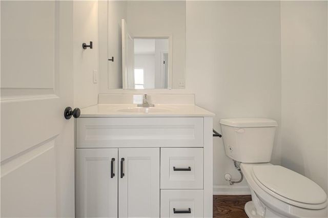 10224 N Willow Avenue, Kansas City, MO 64157