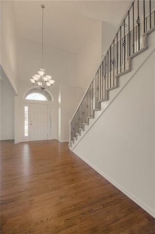 10224 N Willow Avenue, Kansas City, MO 64157