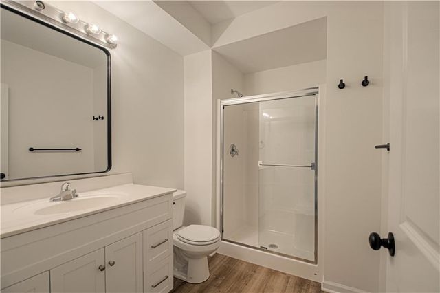 10224 N Willow Avenue, Kansas City, MO 64157