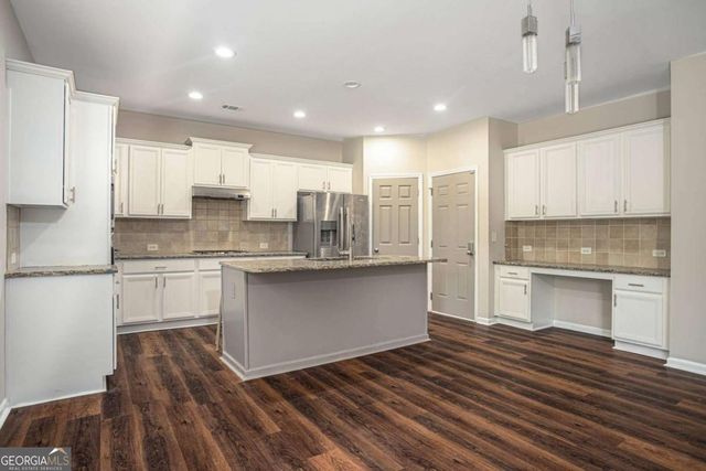 4405 Heathcliff Way, Cumming, GA 30041