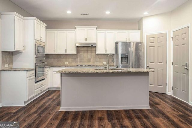 4405 Heathcliff Way, Cumming, GA 30041