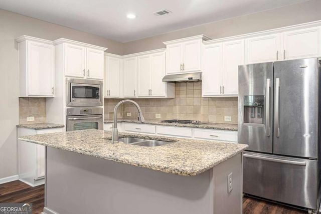 4405 Heathcliff Way, Cumming, GA 30041