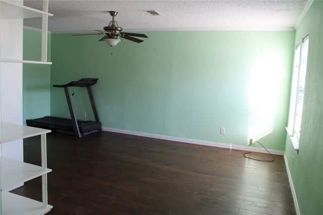 1656 Sonnet Drive, Grapevine, TX 76051