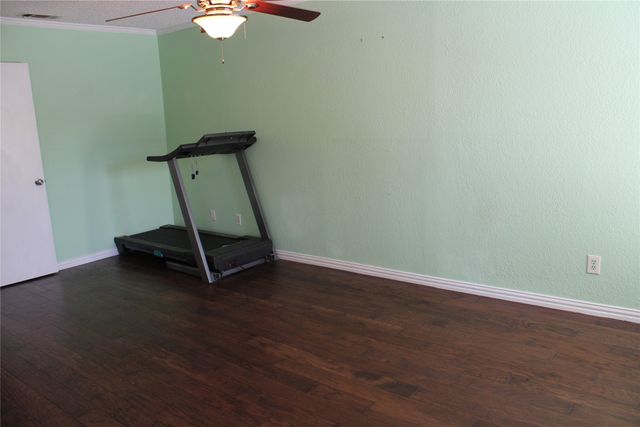 1656 Sonnet Drive, Grapevine, TX 76051