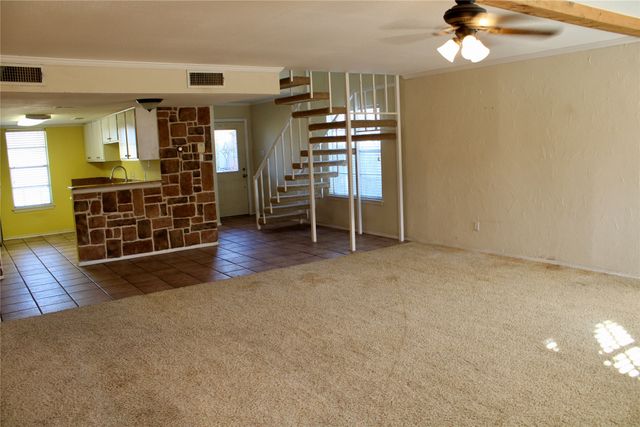 1656 Sonnet Drive, Grapevine, TX 76051