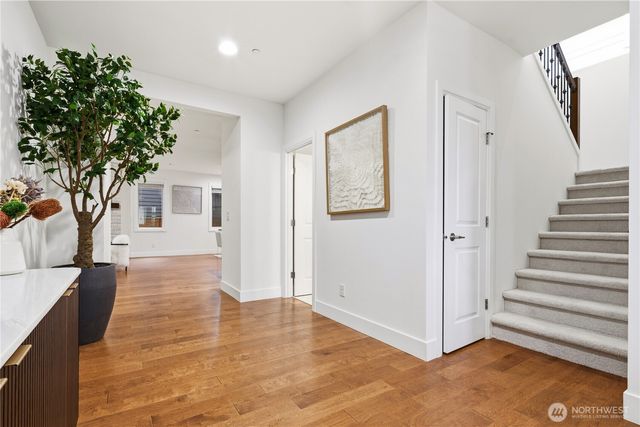 8415 NE 151st Place, Kenmore, WA 98028