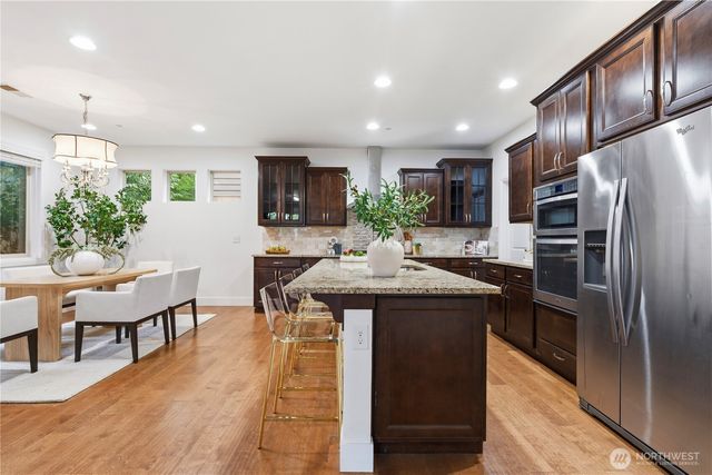 8415 NE 151st Place, Kenmore, WA 98028