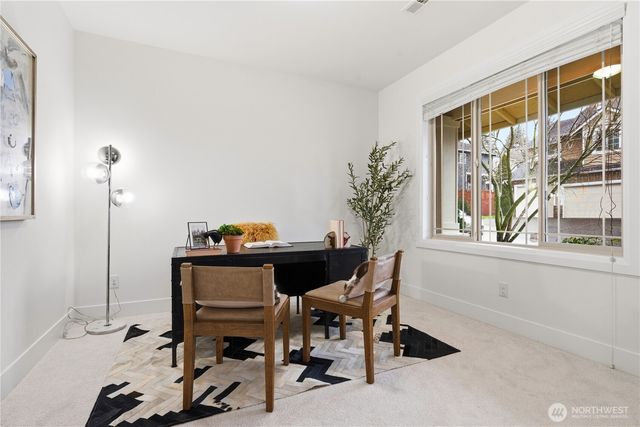 8415 NE 151st Place, Kenmore, WA 98028