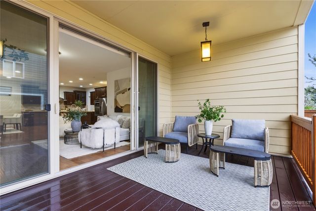 8415 NE 151st Place, Kenmore, WA 98028