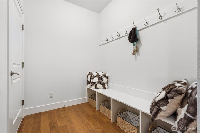 8415 NE 151st Place, Kenmore, WA 98028