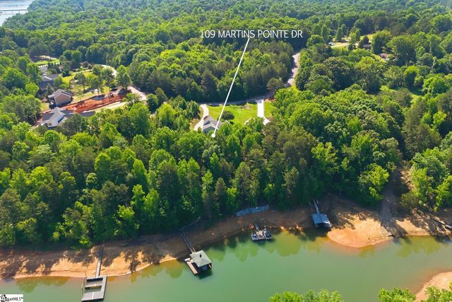 109 Martins Pointe Drive, Seneca, SC 29678