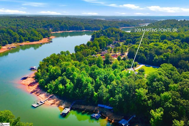109 Martins Pointe Drive, Seneca, SC 29678