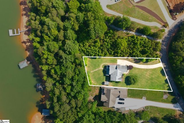 109 Martins Pointe Drive, Seneca, SC 29678