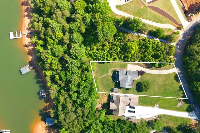 109 Martins Pointe Drive, Seneca, SC 29678