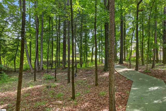 109 Martins Pointe Drive, Seneca, SC 29678
