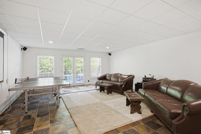 109 Martins Pointe Drive, Seneca, SC 29678