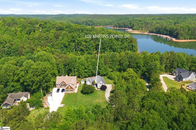 109 Martins Pointe Drive, Seneca, SC 29678