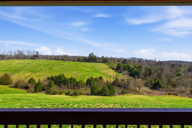 594 Skinnersburg Road, Stamping Ground, KY 40379