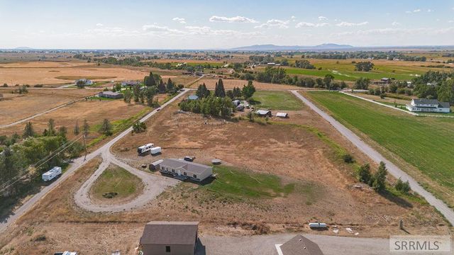 3017 E 750 N, Chester, ID 83421