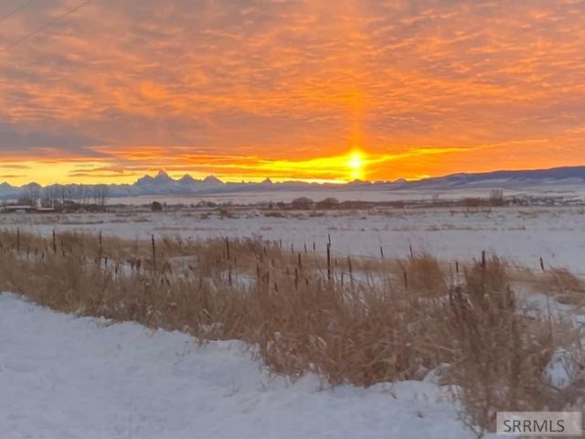 3017 E 750 N, Chester, ID 83421