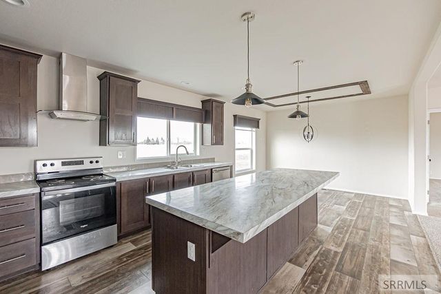 3017 E 750 N, Chester, ID 83421