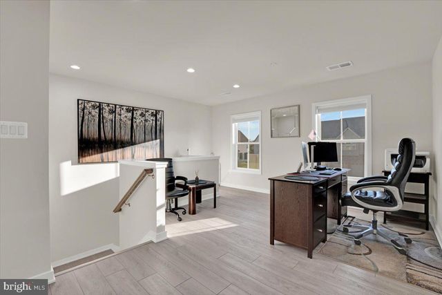 25038 WOODLAND IRIS DR, Aldie, VA 20105