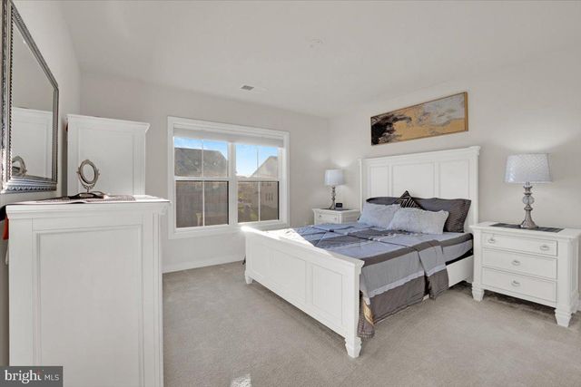 25038 WOODLAND IRIS DR, Aldie, VA 20105