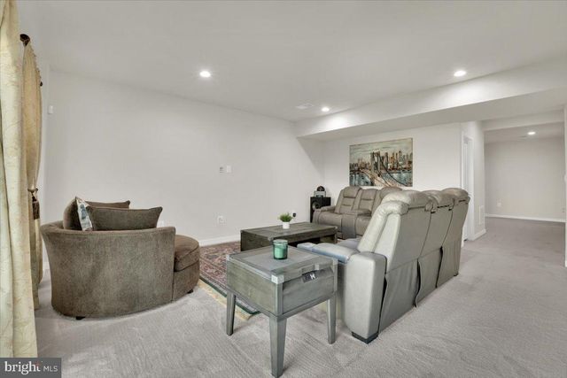 25038 WOODLAND IRIS DR, Aldie, VA 20105