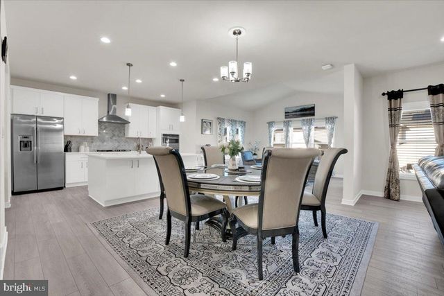 25038 WOODLAND IRIS DR, Aldie, VA 20105