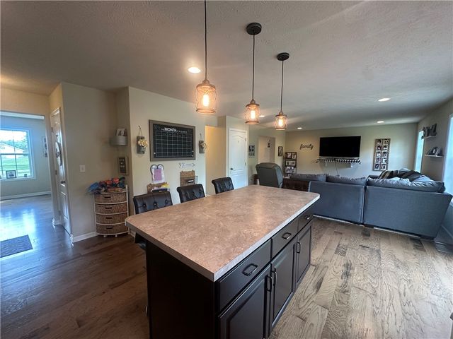 113 Oakwood Drive, Oakland Twp, PA 16002