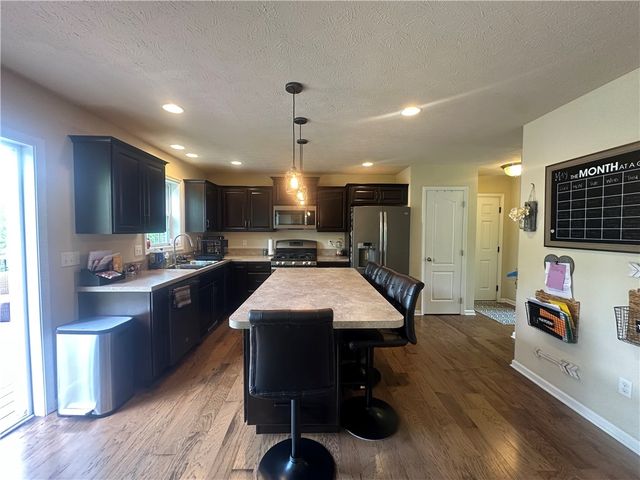 113 Oakwood Drive, Oakland Twp, PA 16002