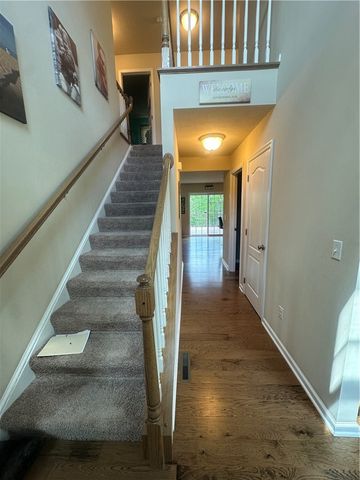 113 Oakwood Drive, Oakland Twp, PA 16002