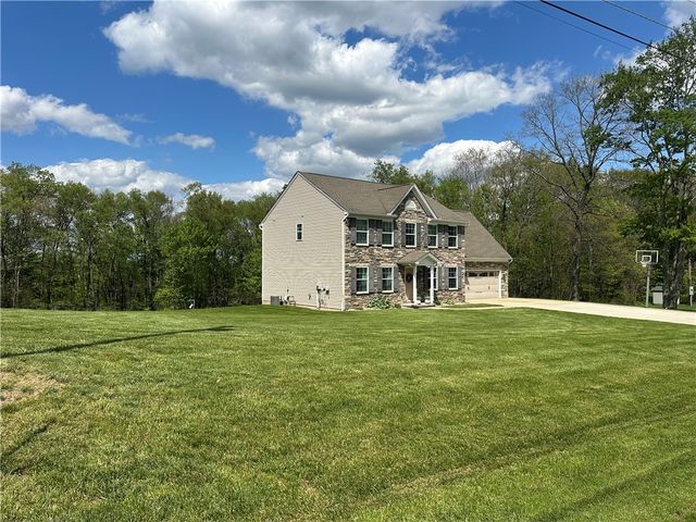 113 Oakwood Drive, Oakland Twp, PA 16002