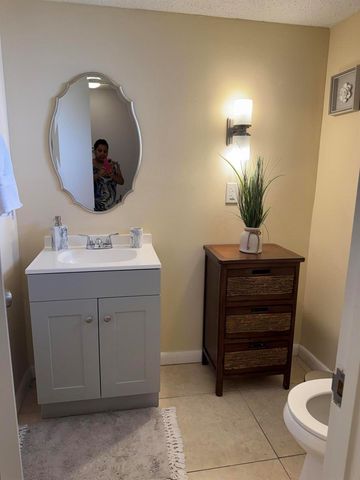 7 N Greenway Vlg Village N 107, Royal Palm Beach, FL 33411