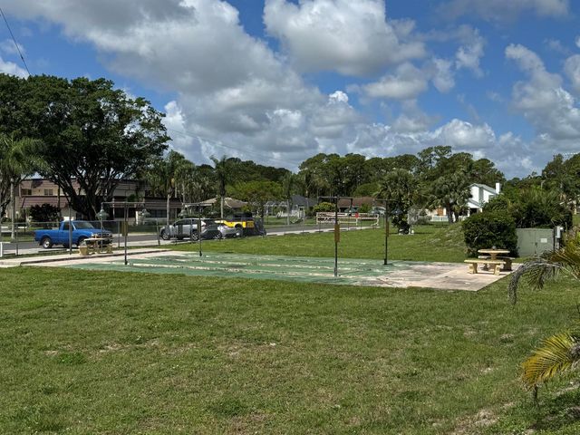7 N Greenway Vlg Village N 107, Royal Palm Beach, FL 33411