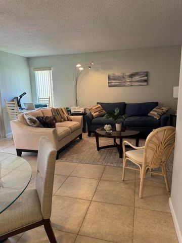 7 N Greenway Vlg Village N 107, Royal Palm Beach, FL 33411