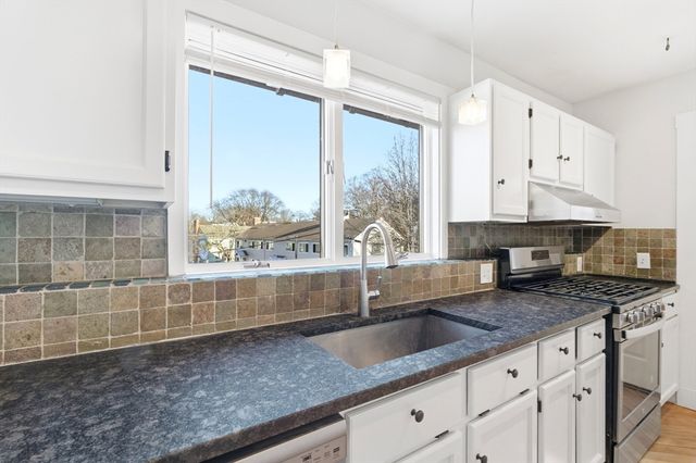 29-31 Edward T Sullivan Rd 2, Cambridge, MA 02138