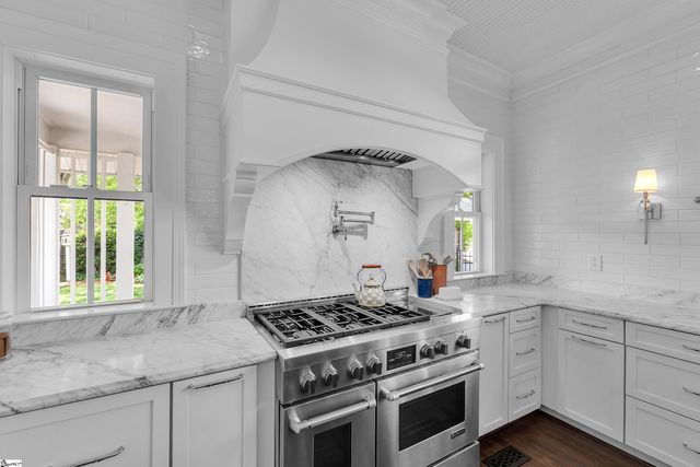 109 W Curtis Street, Simpsonville, SC 29681