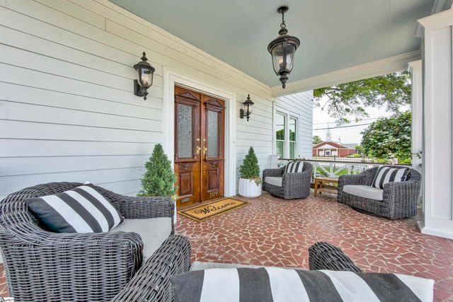 109 W Curtis Street, Simpsonville, SC 29681