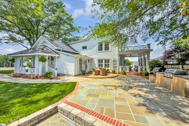 109 W Curtis Street, Simpsonville, SC 29681