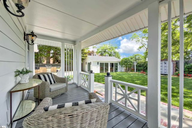 109 W Curtis Street, Simpsonville, SC 29681