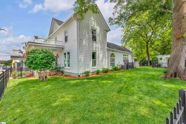109 W Curtis Street, Simpsonville, SC 29681