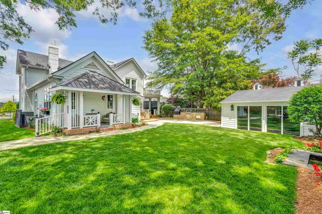 109 W Curtis Street, Simpsonville, SC 29681
