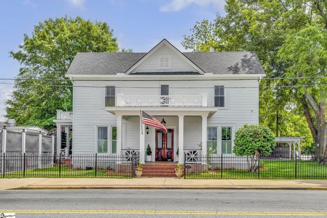 109 W Curtis Street, Simpsonville, SC 29681