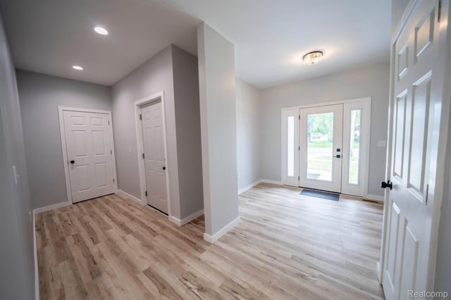 26015 E HURON RIVER Drive, Flat Rock, MI 48134