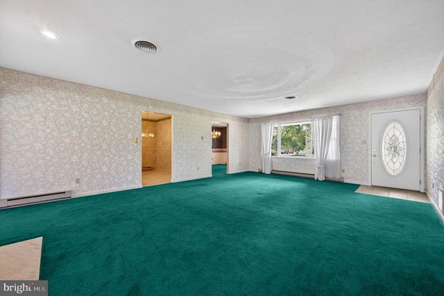 109 ROCKBRIDGE RD, Stephens City, VA 22655