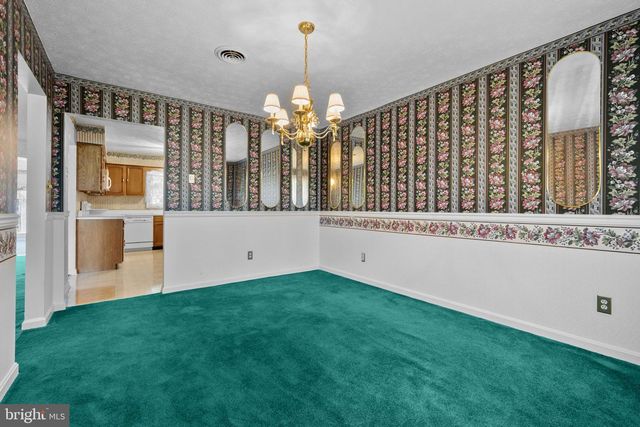 109 ROCKBRIDGE RD, Stephens City, VA 22655