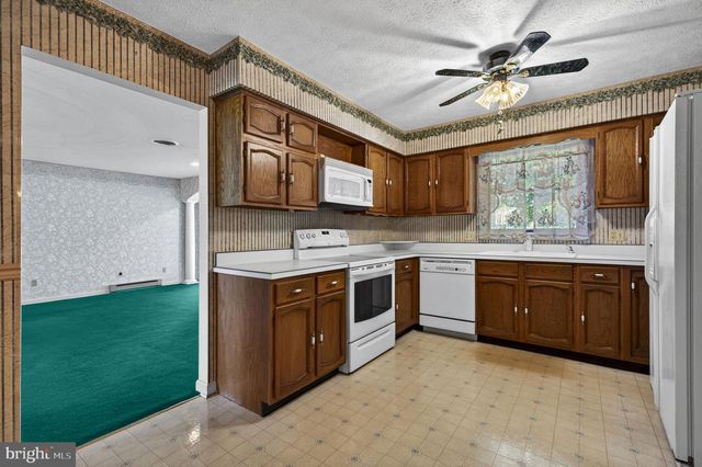 109 ROCKBRIDGE RD, Stephens City, VA 22655